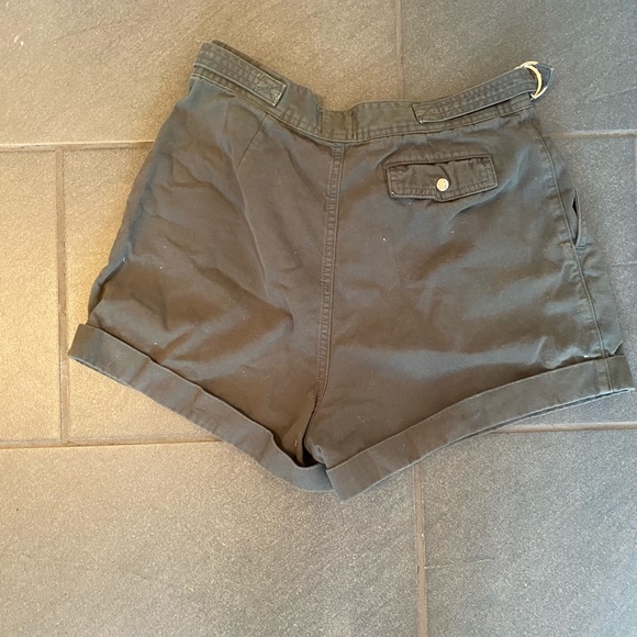 BDG from urban outfitters high rise paperbag shorts - Picture 2 of 2
